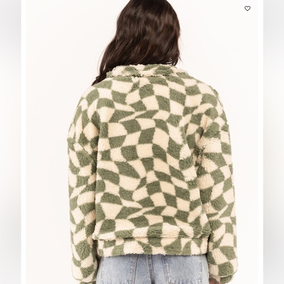 Tilly’s RSQ Print Women’s Sherpa Jacket, Size Large, NWOT - Picture 2 of 9